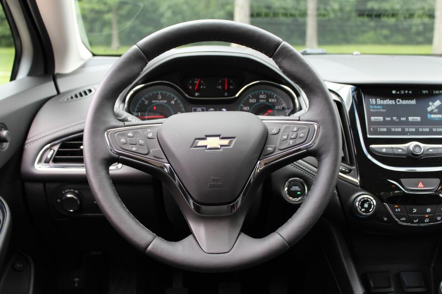 Панель приборов Chevrolet Cruze Diesel 2017 года  (NA) (фото 25 из 52)